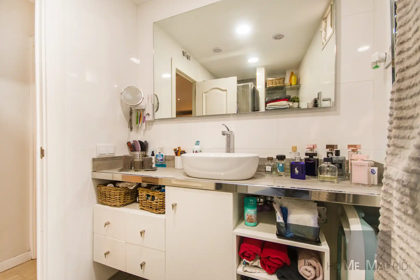 Badezimmer von Wohnung zum Verkauf in Madrid mit Klimaanlage und Heizung