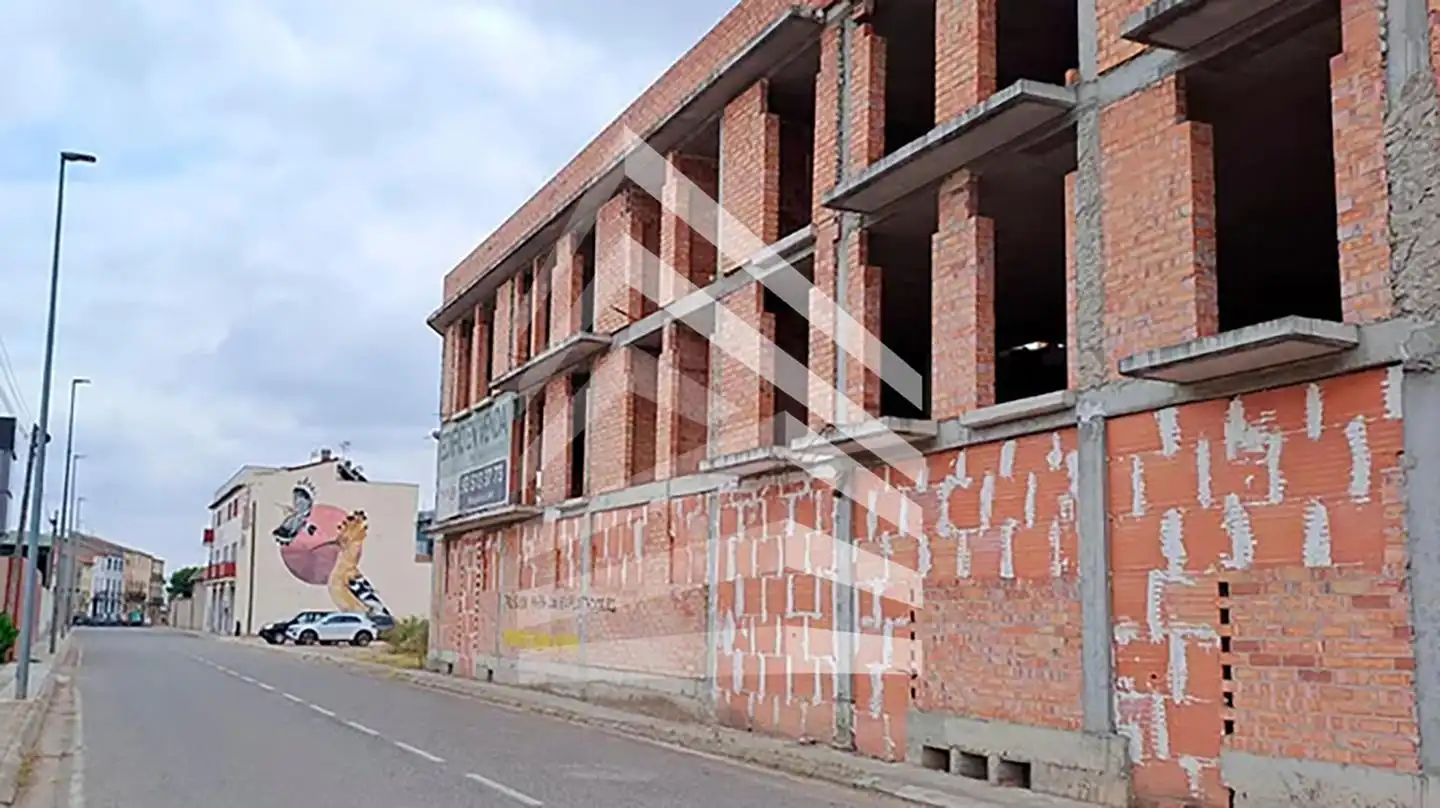 Vista exterior de Edificio en venta en Ivars d'Urgell