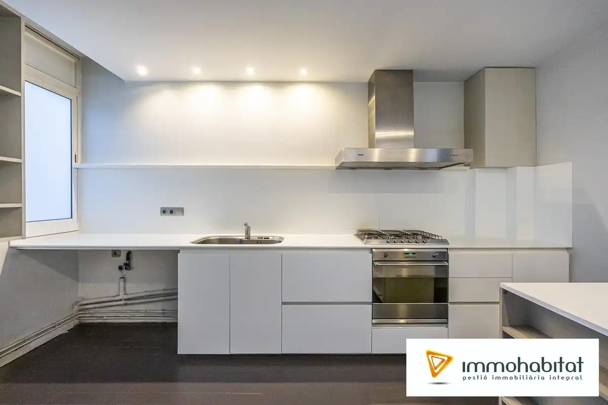 Cocina de Piso en venta en Sabadell con Aire acondicionado, Calefacción y Parquet
