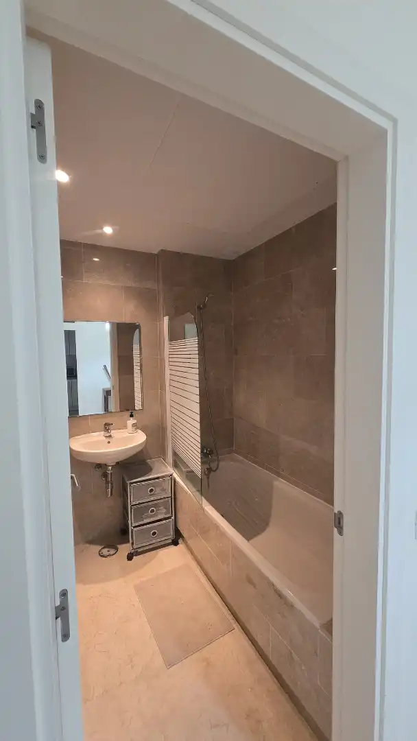 Habitatge amb terrassa en venda a Avenida Sierra Morena 47, imagen 11