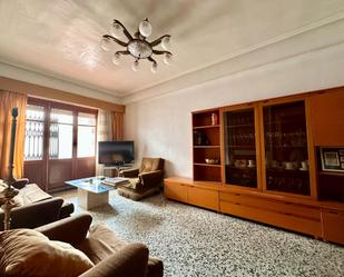 Sala d'estar de Pis en venda en  Valencia Capital amb Terrassa i Balcó