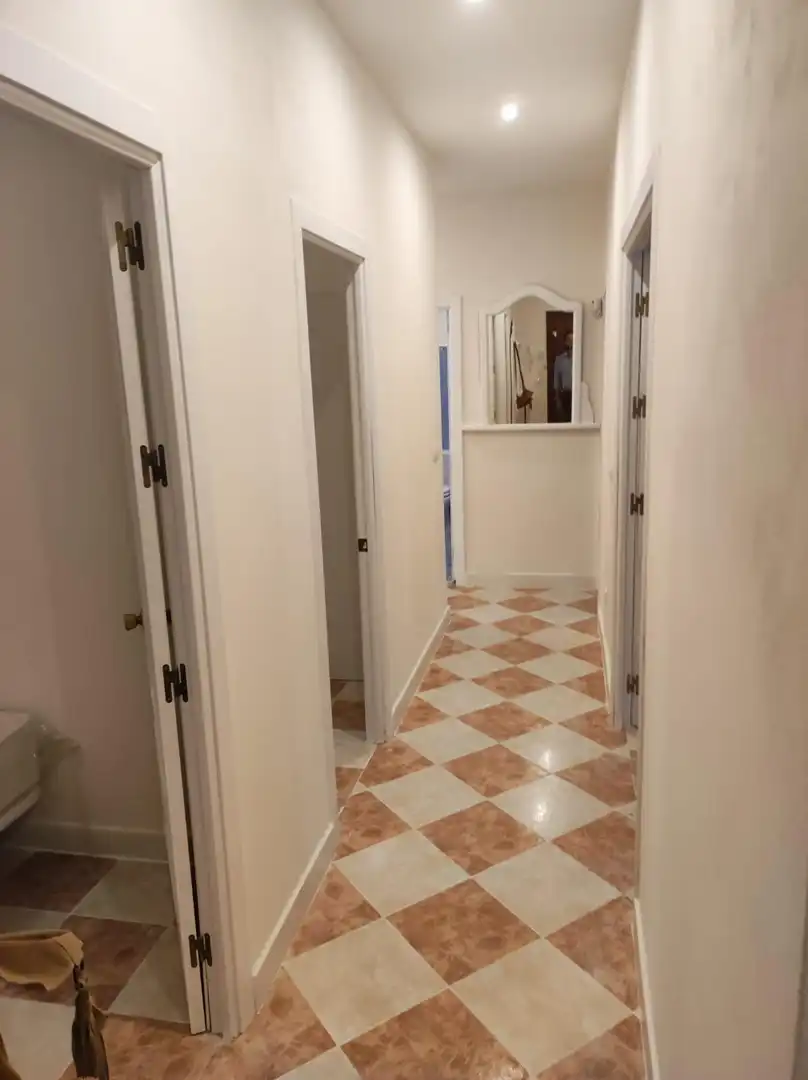 Ground floor for sale in Sevilla  with Air Conditioner, Heating and Furnished