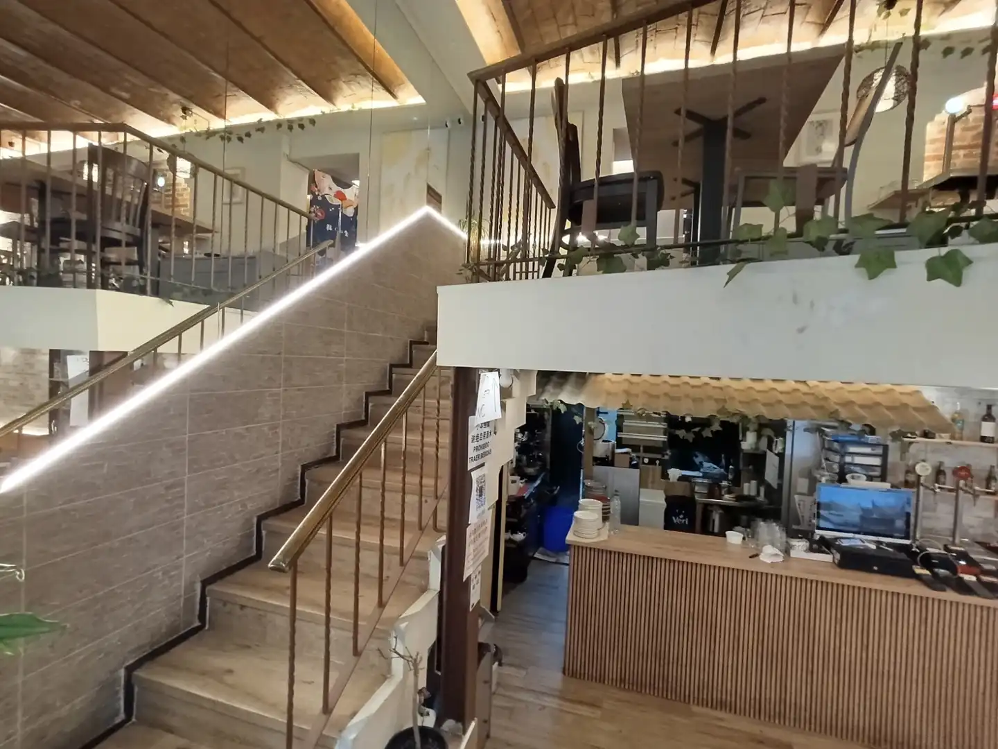 Local comercial en traspaso en Ciutat Vella, imagen 8