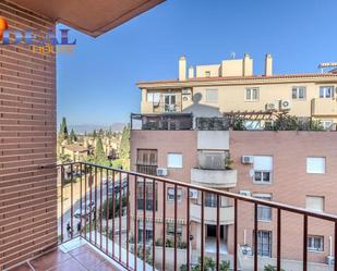 Exterior view of Flat for sale in  Granada Capital  with Heating, Parquet flooring and Balcony