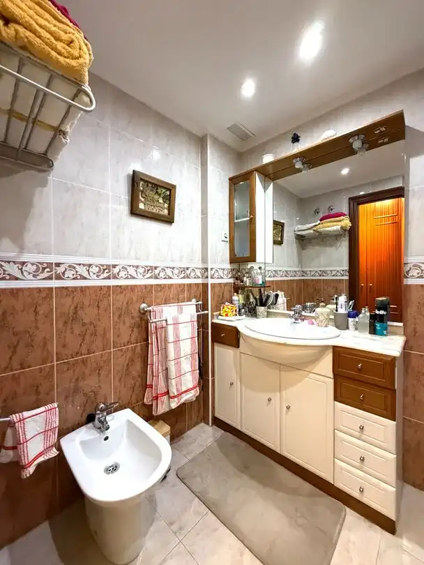 Baño de Piso en venta en Sopela con Calefacción y Trastero