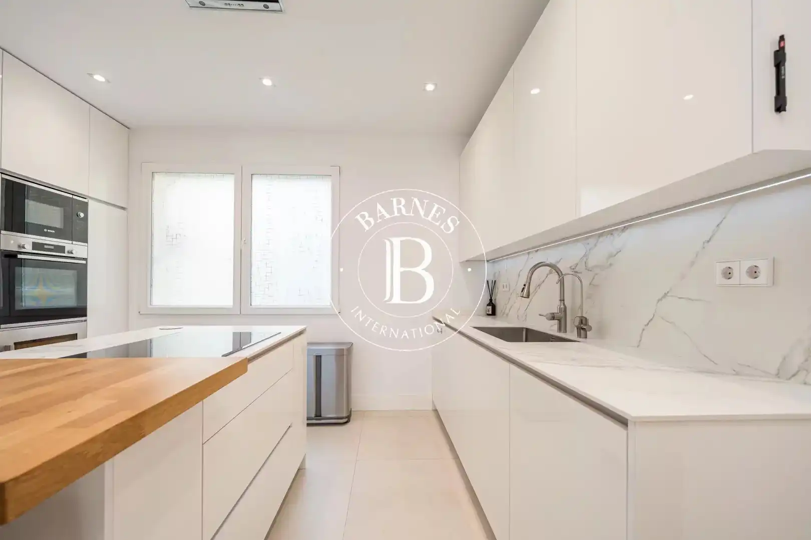 Küche von Wohnung zum Verkauf in Madrid mit Klimaanlage, Heizung und Abstellraum