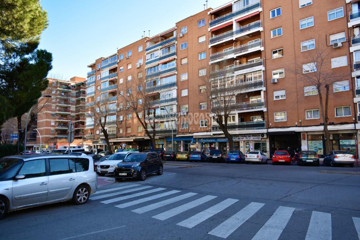 Vista exterior de Piso en venta en Alcalá de Henares con Aire acondicionado, Calefacción y Terraza