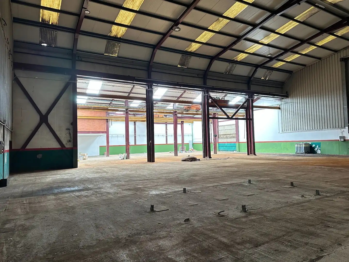 Nave industrial en venta en Camargo