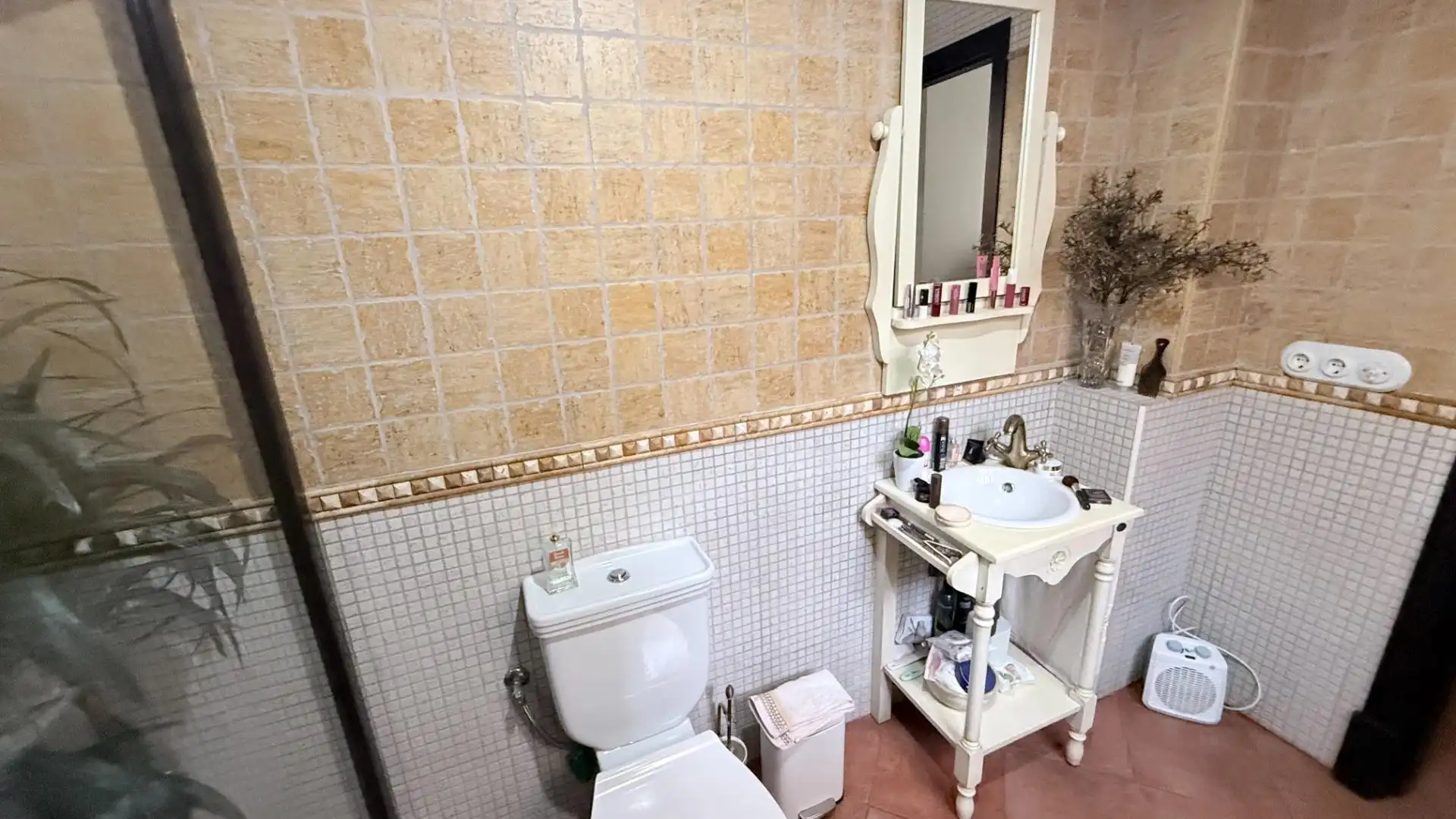 Baño de Finca rústica en venta en Lepe con Aire acondicionado