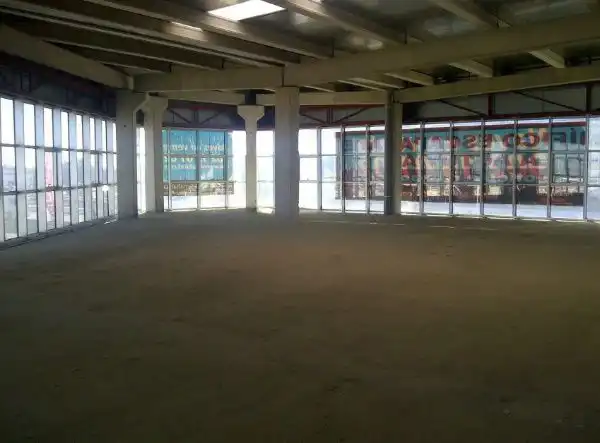 Industriegebäude zur Miete in La Paz