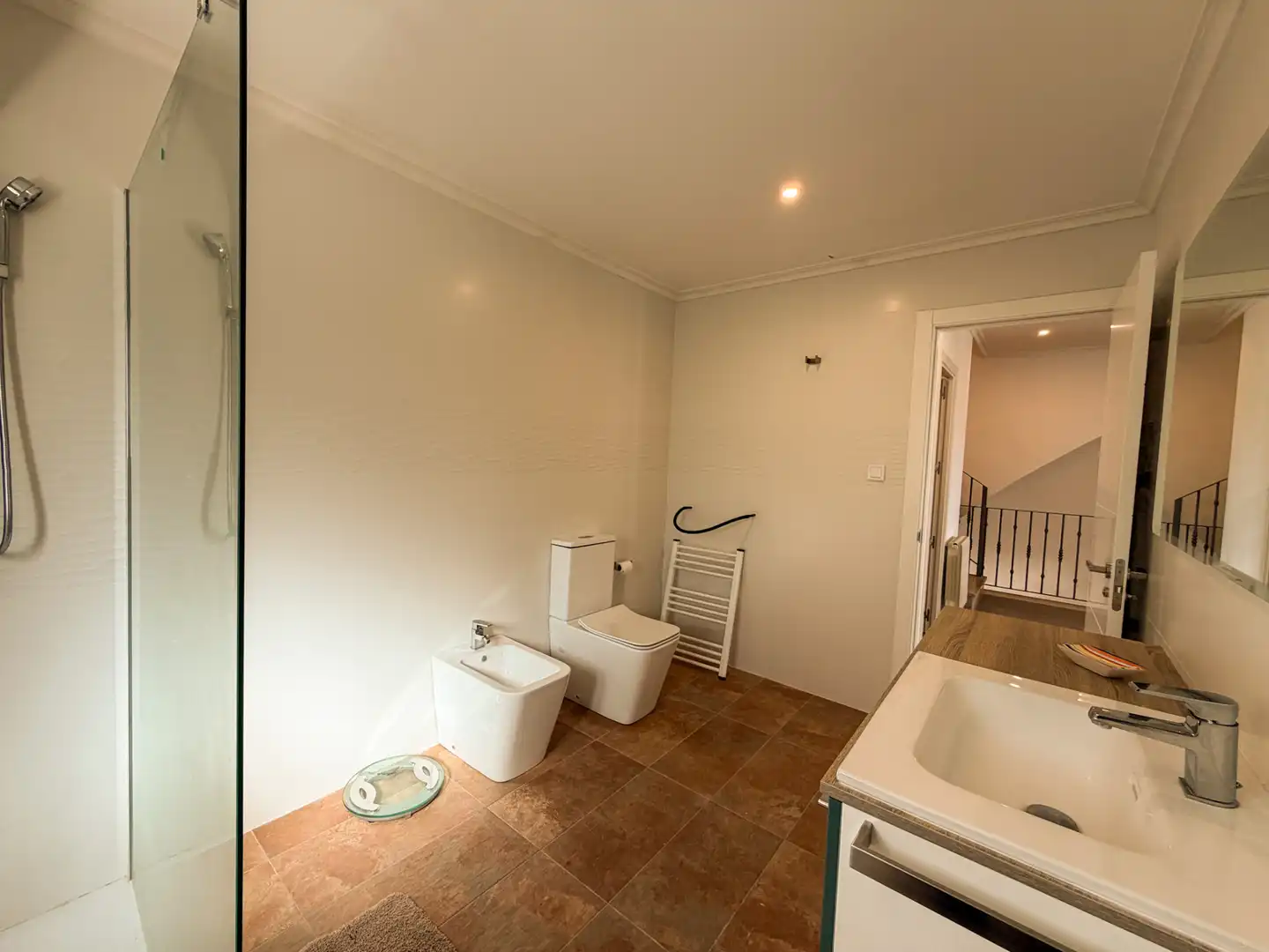 Badezimmer von Haus oder Chalet zum Verkauf in Gilet mit Heizung, Parkett und Terrasse