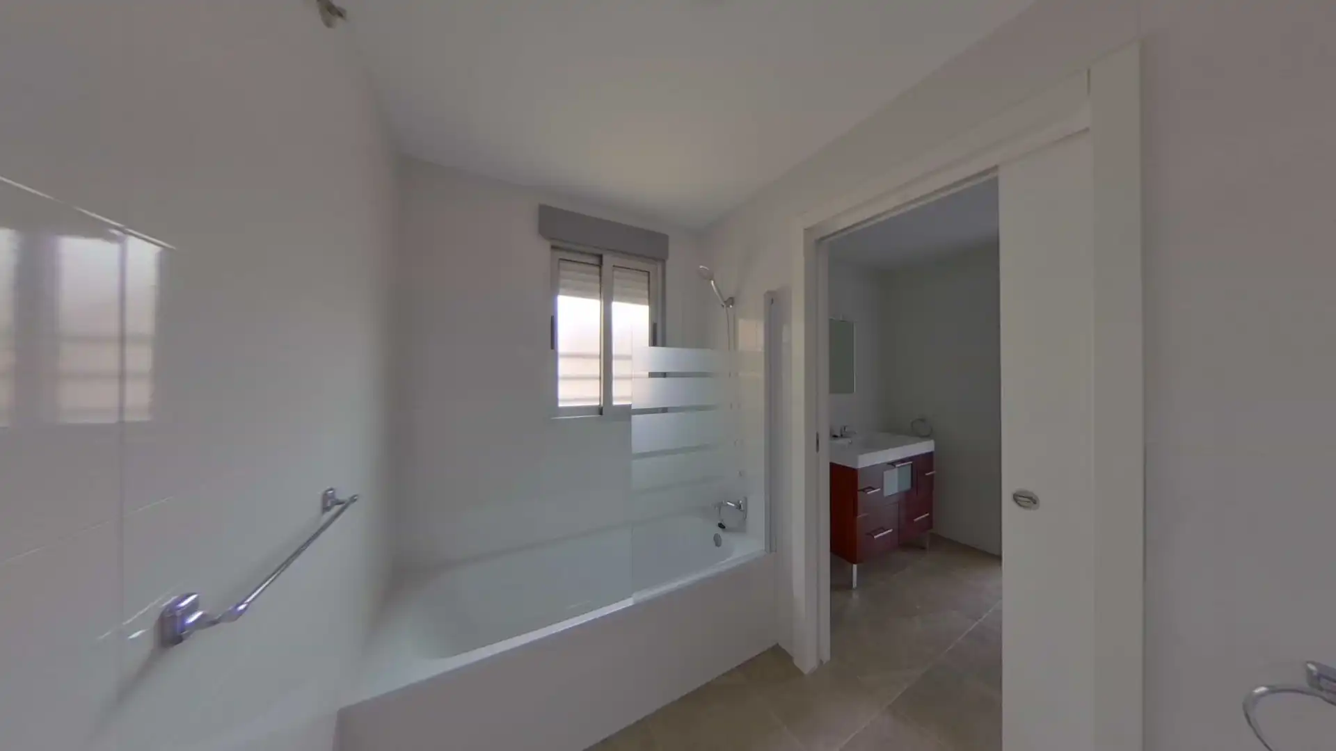 Bathroom of Flat for sale in Murcia  with Parquet flooring and Storage room