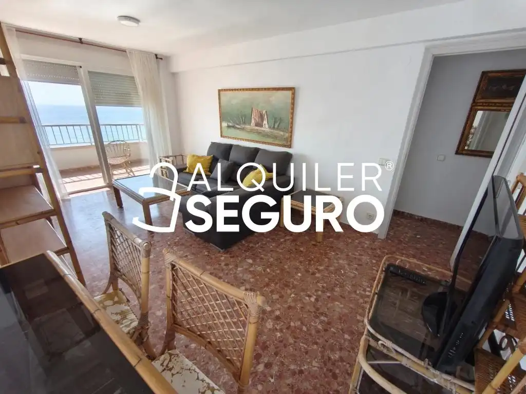 Sala de estar de Ático de alquiler en El Campello con Terraza y Amueblado