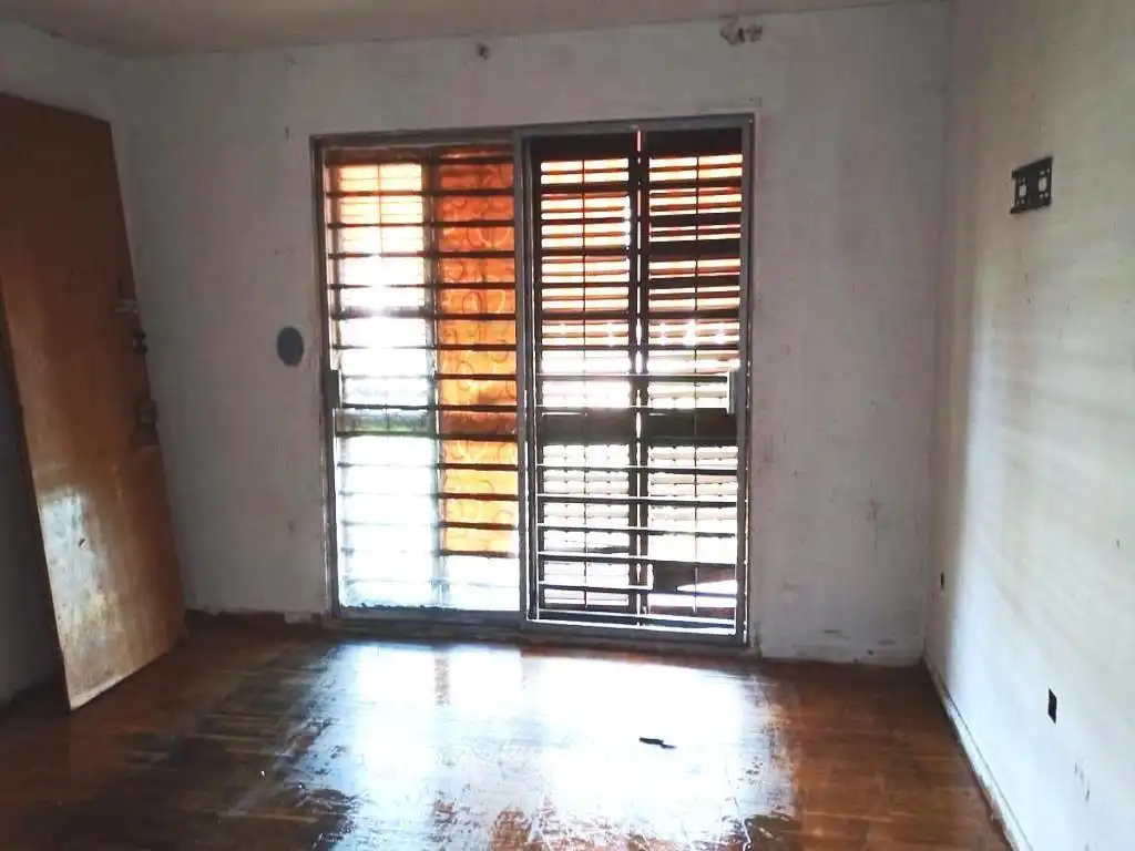 Piso en venta en Carrer montseny