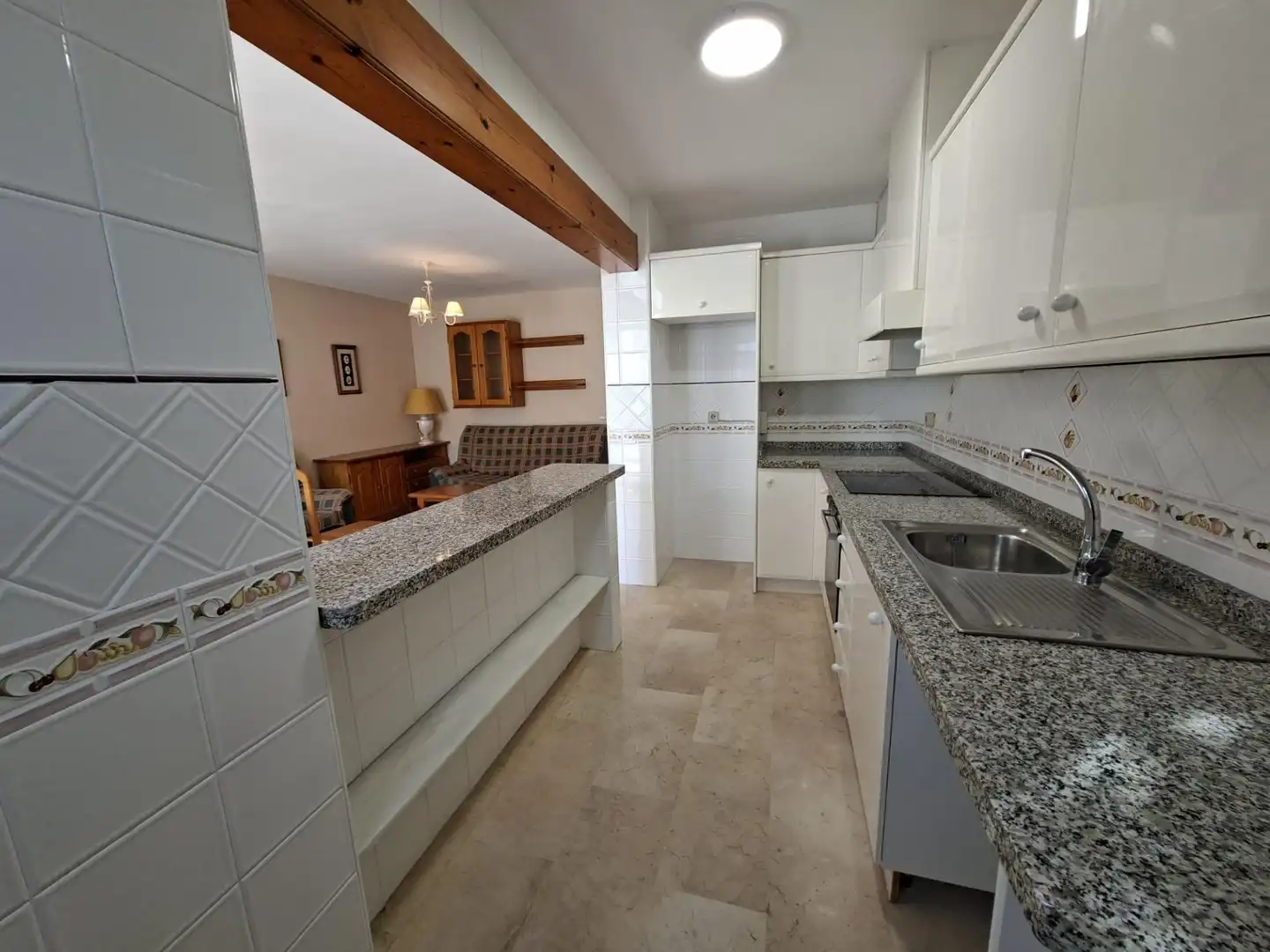 Cuina de Casa o xalet en venda en Orihuela amb Aire condicionat, Calefacció i Terrassa