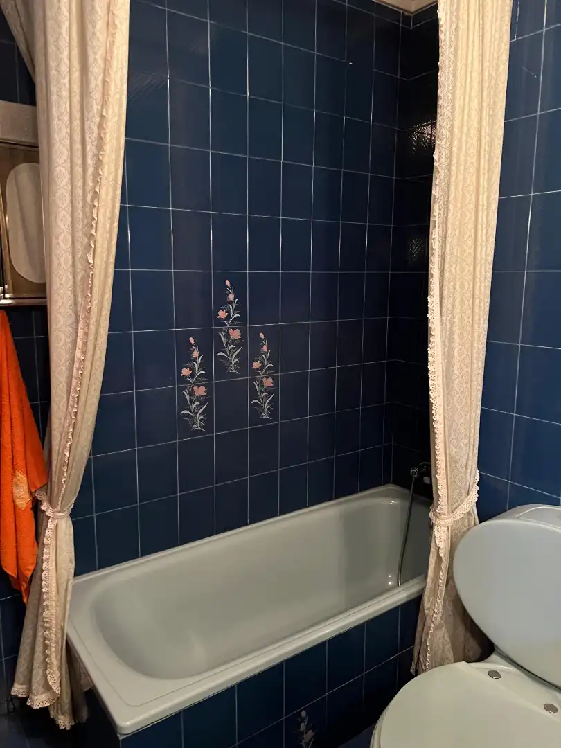 Baño de Piso en venta en Avilés con Terraza y Amueblado