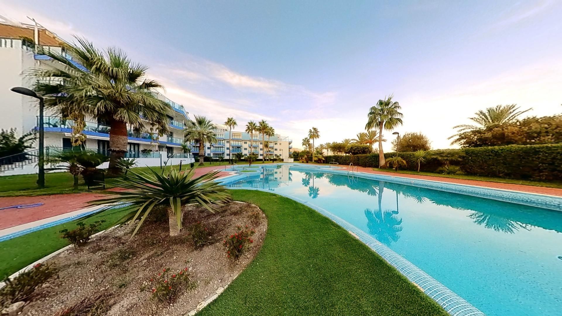 Piscina de Apartamento en venta en Gualchos con Aire acondicionado, Jardín privado y Terraza