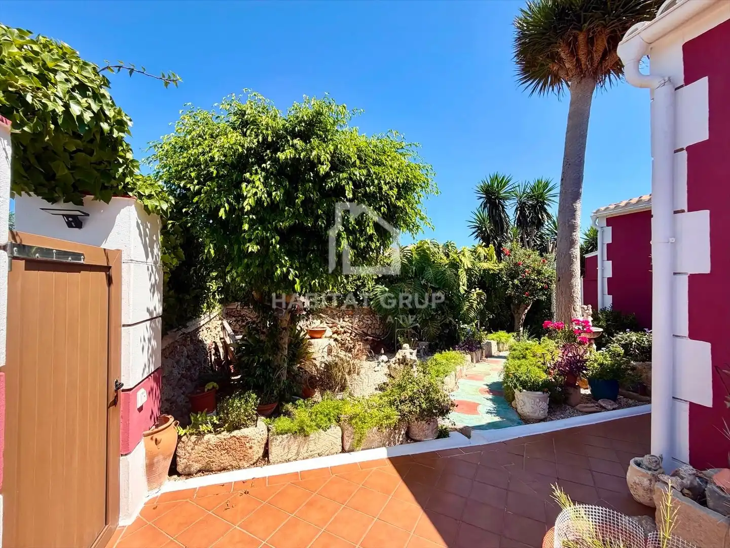 Garden of Houses for sale in Sant Lluís  with Air Conditioner, Heating and Private garden