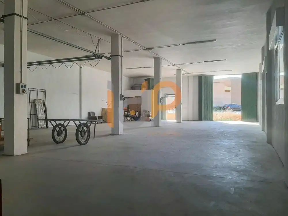 Nave industrial en venta en Tabernas