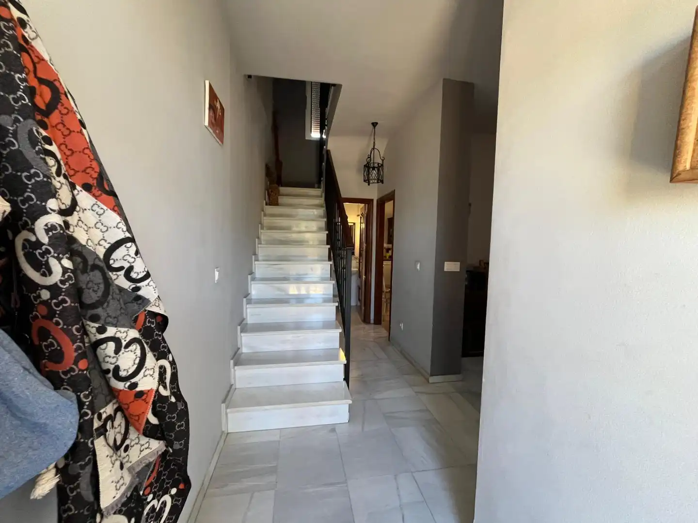Casa adosada en venda en Huévar del Aljarafe amb Terrassa i Balcó