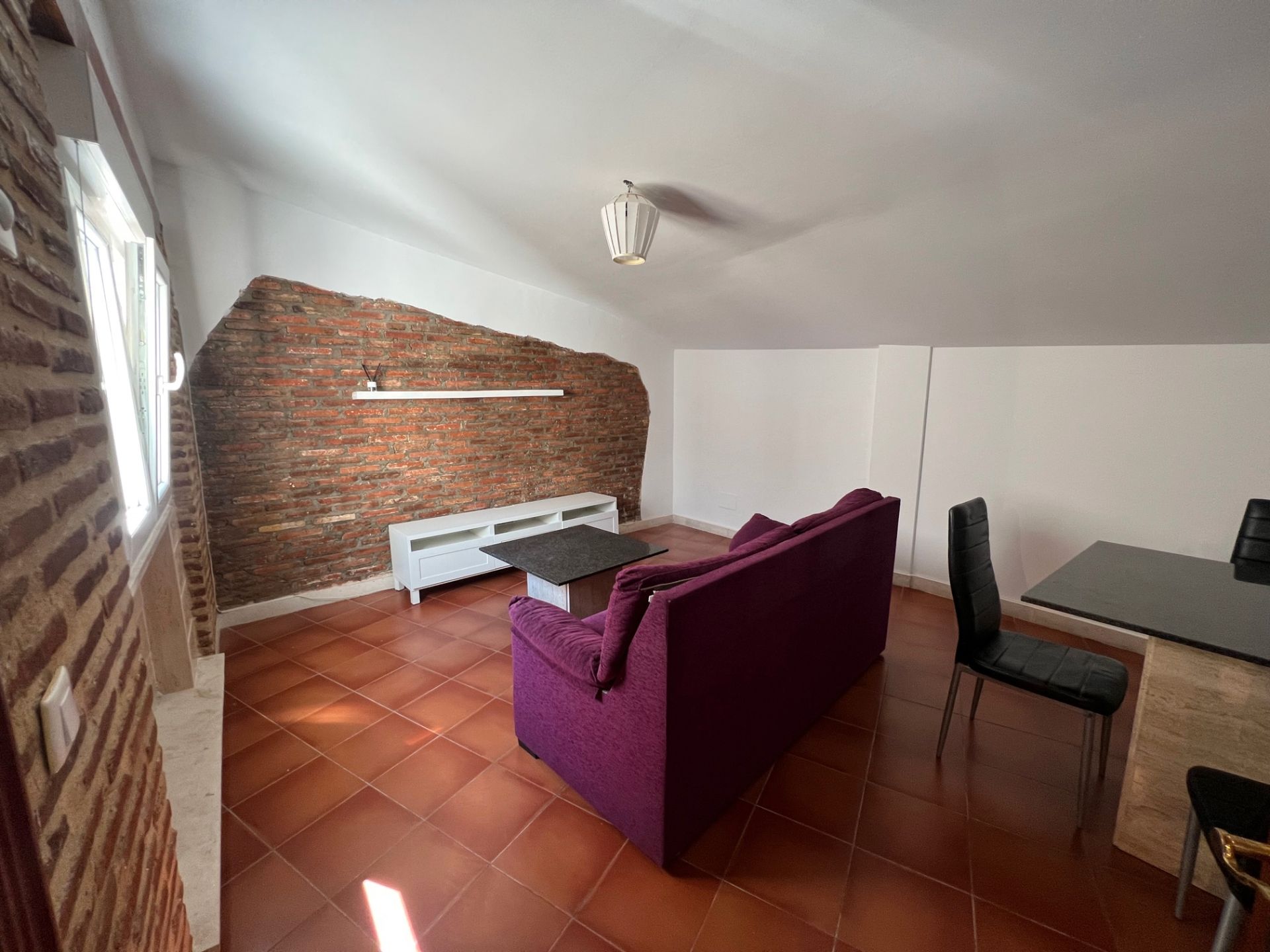 Sala d'estar de Apartament de lloguer en Mojados amb Calefacció, Moblat i Rentadora