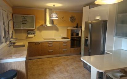 Kitchen of House or chalet for sale in San Román de los Montes  with Swimming Pool