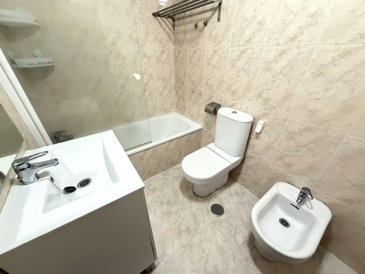 Bathroom of Detached homes for sale in Alcalá de Henares