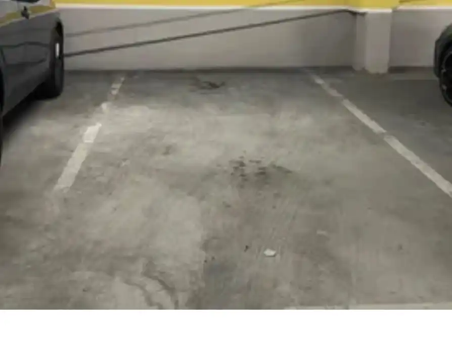 Parking de Garaje de alquiler en Pontevedra Capital 