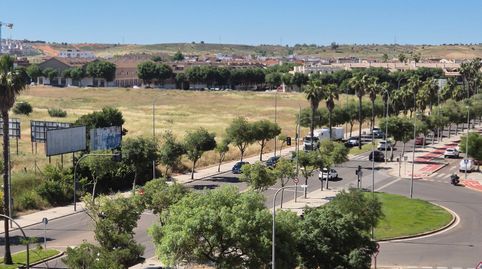Photo 2 of Flat for rent in Avenida Luis Movilla, Valdepasillas - La Paz - Huerta Rosales, Badajoz Capital
