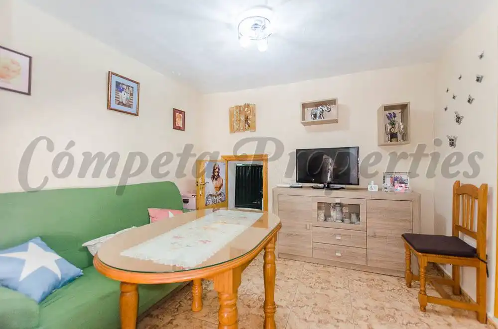 Sala de estar de Casa o chalet en venta en Cómpeta con Terraza, Amueblado y Horno