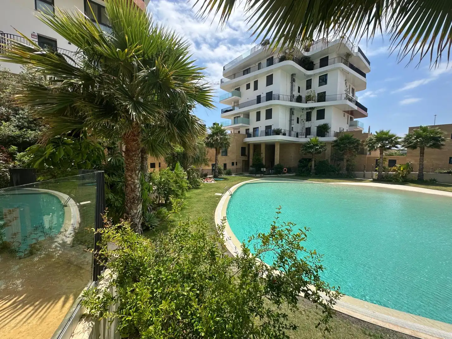 Piscina de Apartamento de alquiler en Villajoyosa / La Vila Joiosa con Aire acondicionado, Terraza y Amueblado