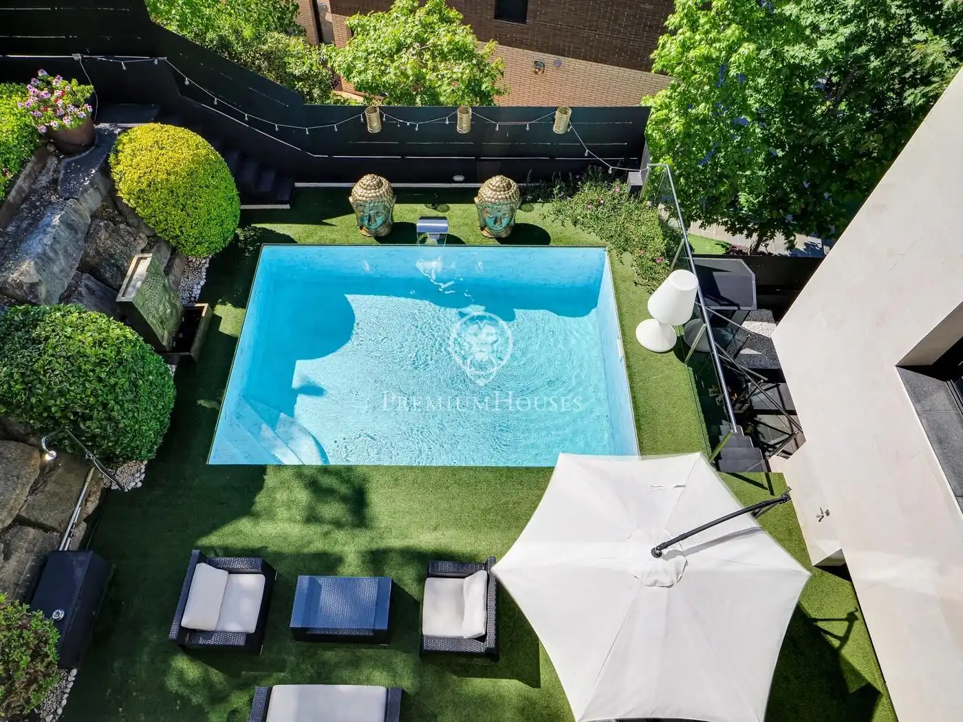 Piscina de Casa o chalet en venta en Barcelona con Aire acondicionado, Jardín privado y Terraza