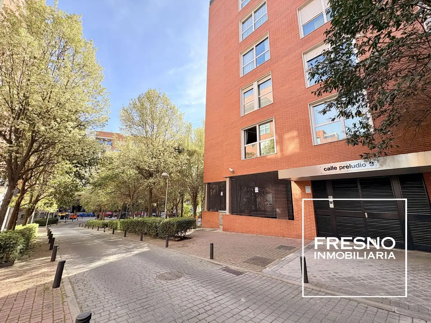Exterior view of Flat for sale in Madrid  with Heating, Storage room and Community pool