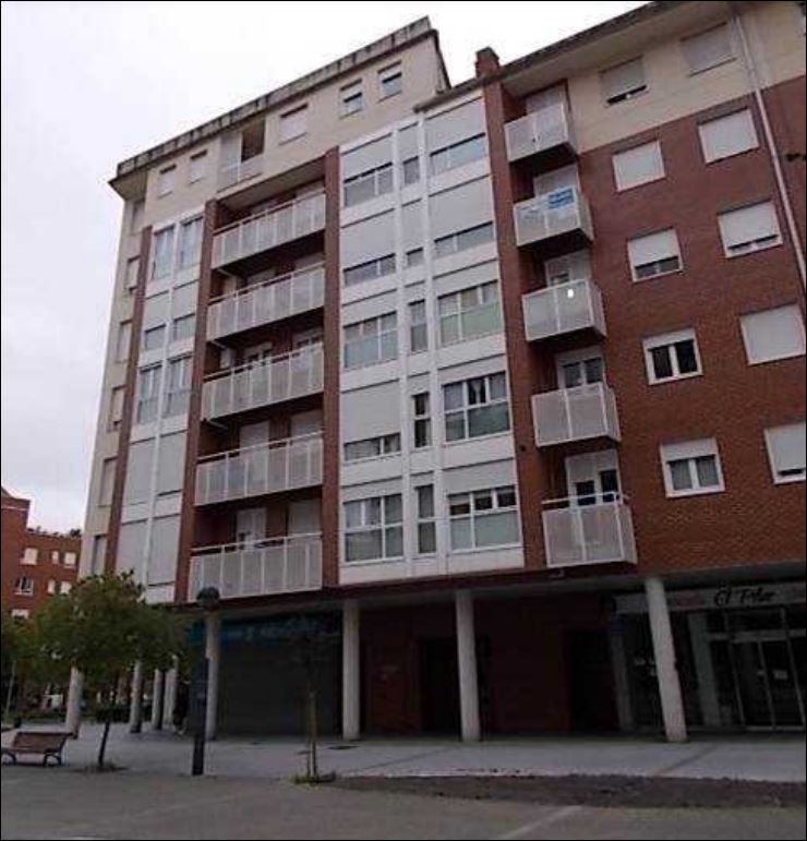 Exterior view of Flat for sale in Vitoria - Gasteiz