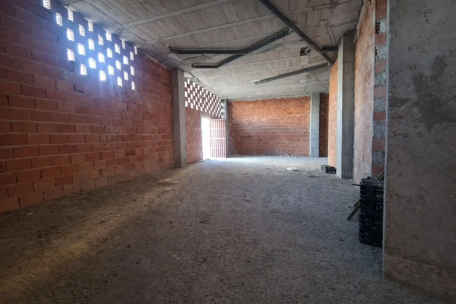 Local comercial en venda a Pedanías Este, imagen 4