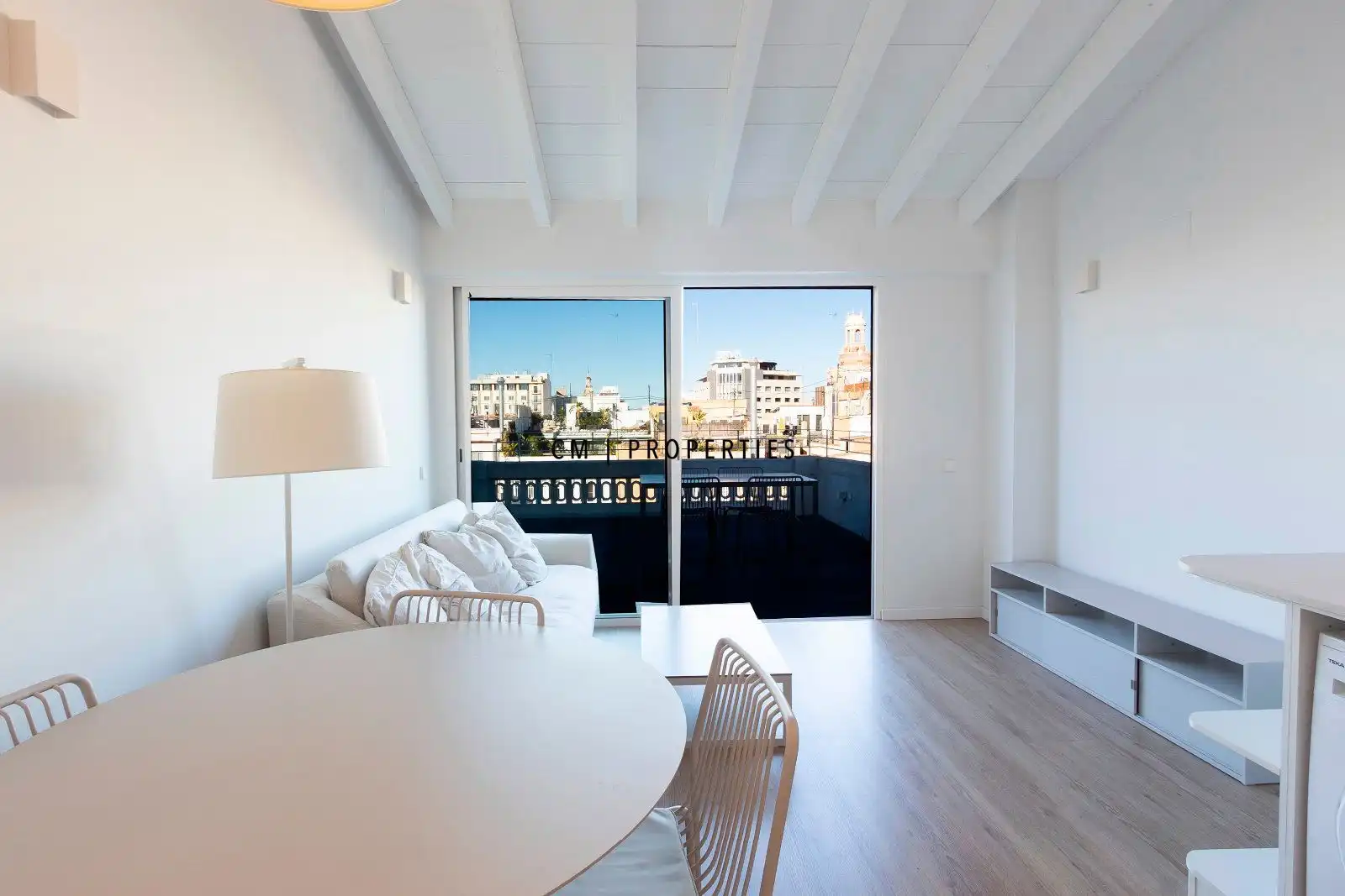 Penthouse with terrace to rent in Roger de Lauria, imagen 5