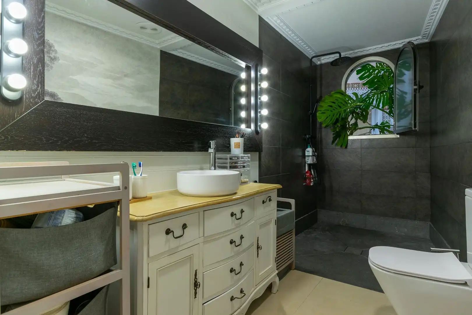Baño de Piso en venta en Crevillent con Aire acondicionado, Terraza y Trastero