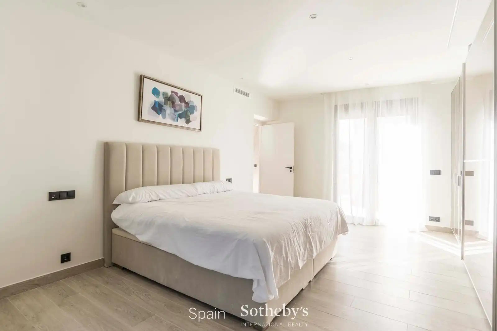 Houses for sale in Calle del Caballo, Somosaguas