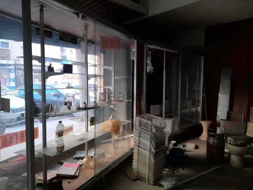 Local comercial en venda a Carrer de Pintor Stolz, imagen 4