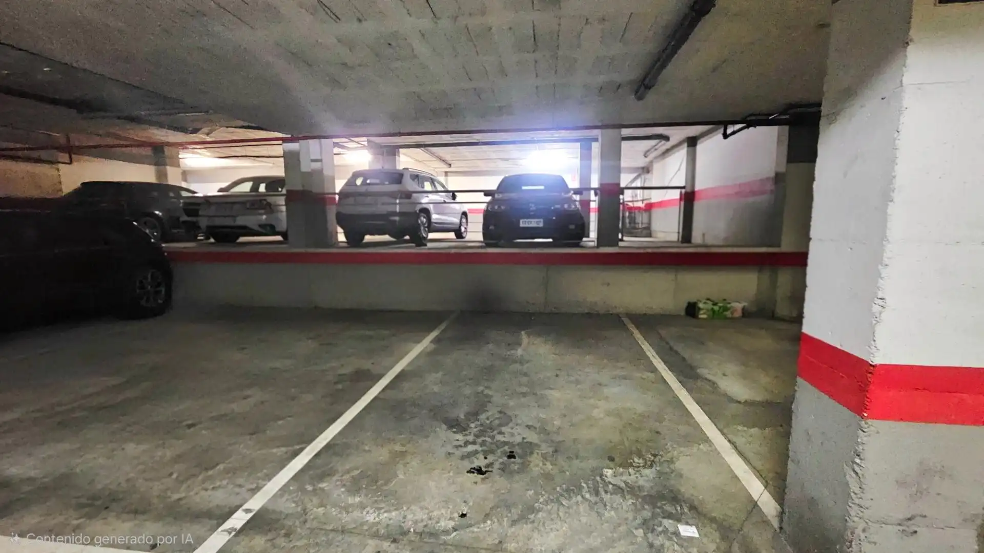 Aparcament de Planta baixa en venda en Málaga amb Aire condicionat, Jardí privat i Parquet