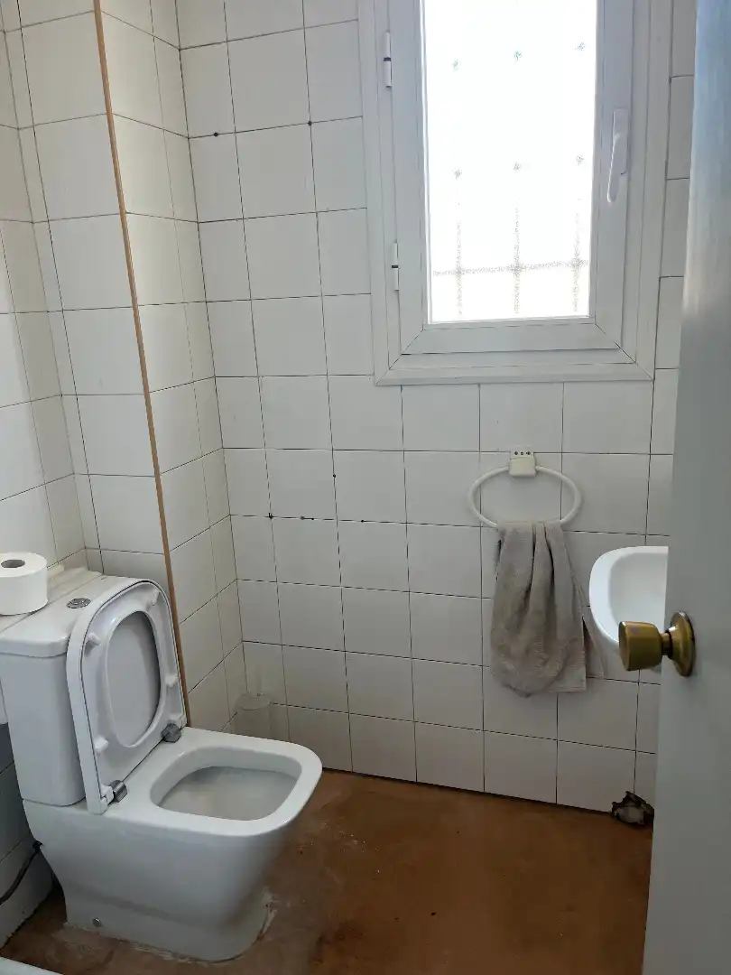 Baño de Nave industrial de alquiler en Martorell