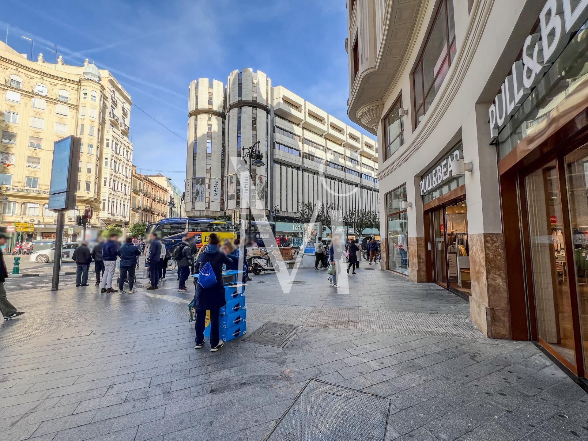 Vista exterior de Local de lloguer en  Valencia Capital