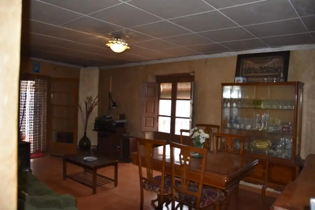 Comedor de Casa adosada en venta en Valjunquera con Terraza, Trastero y Amueblado