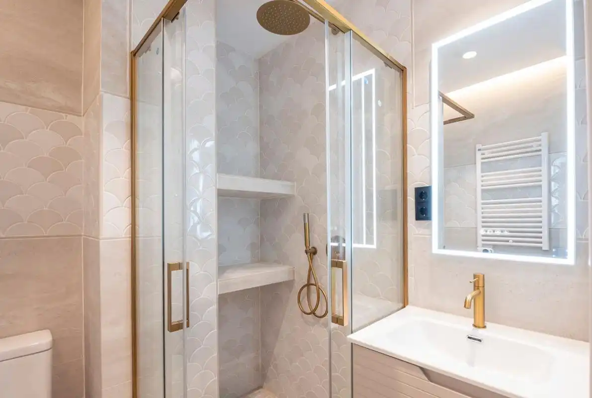Flat with lift for sale in C. de Guzmán el Bueno, imagen 44