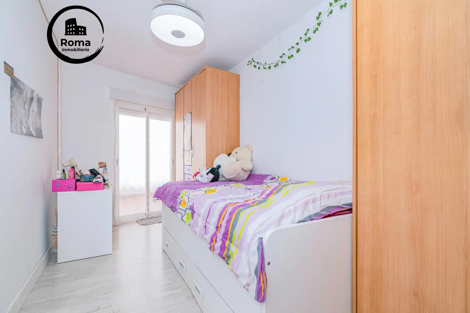 Habitación de Piso en venta en La Zubia con Aire acondicionado, Calefacción y Amueblado