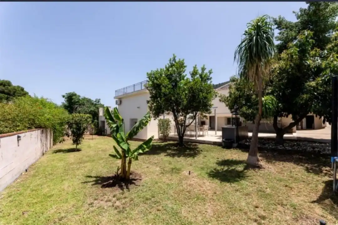 Jardí de Casa o xalet en venda en Alhaurín de la Torre amb Aire condicionat, Calefacció i Parquet
