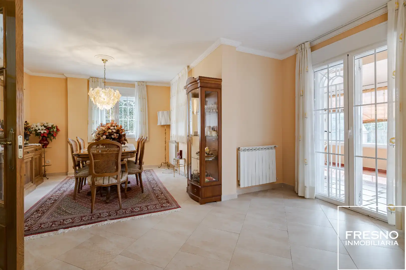 Dining room of Detached homes for sale in Cobeña  with Air Conditioner, Heating and Private garden