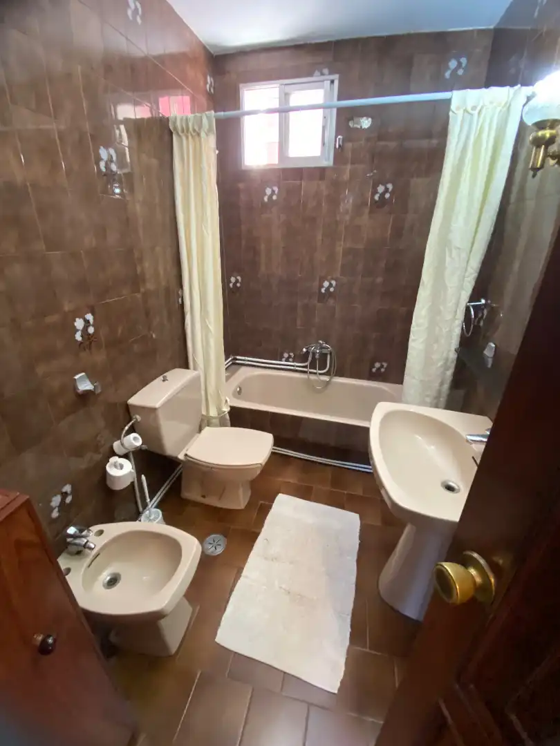Bathroom of Houses for sale in Vigo   with Heating, Private garden and Parquet flooring