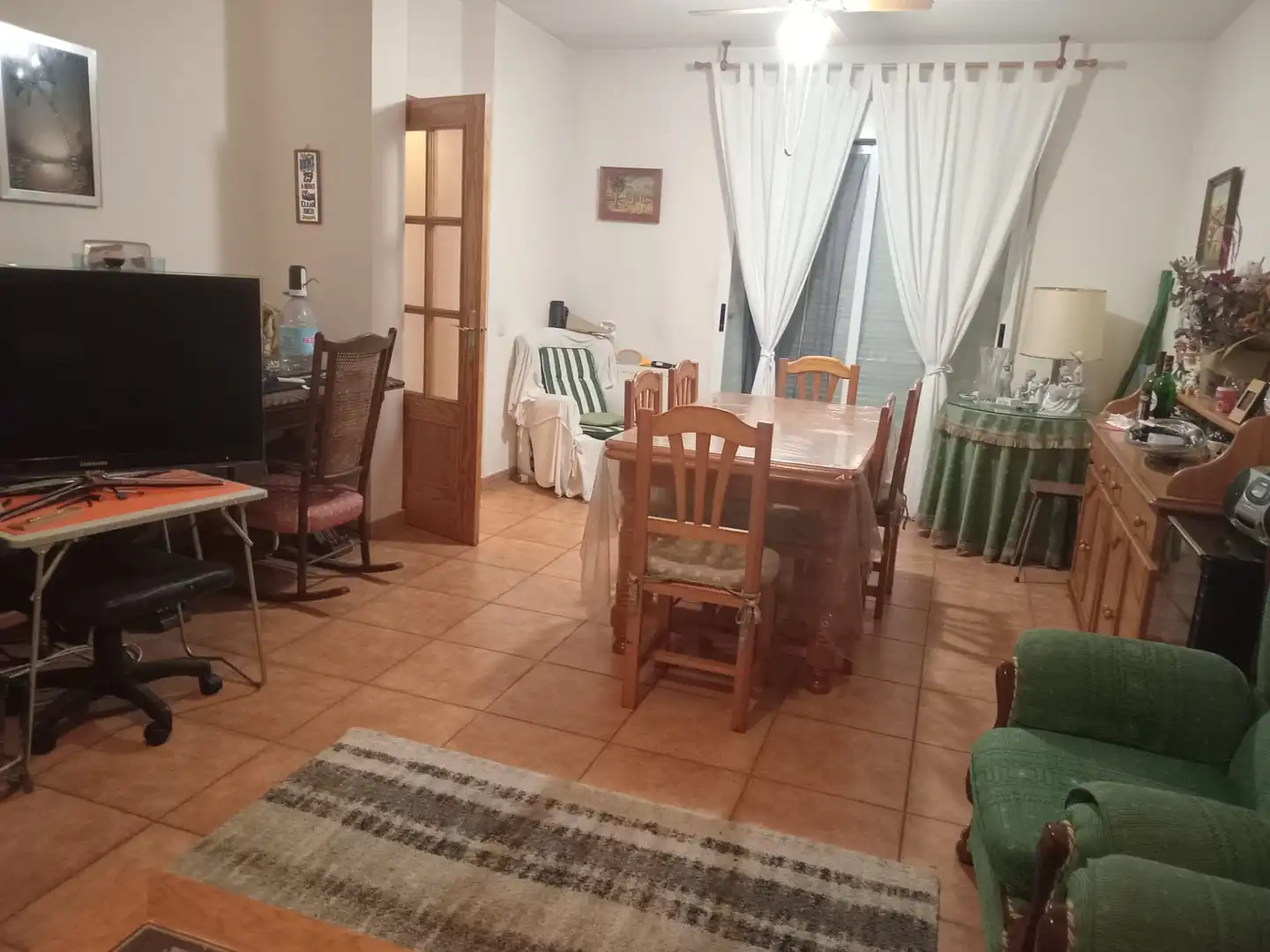 Menjador de Casa o xalet en venda en El Casar amb Calefacció, Jardí privat i Terrassa