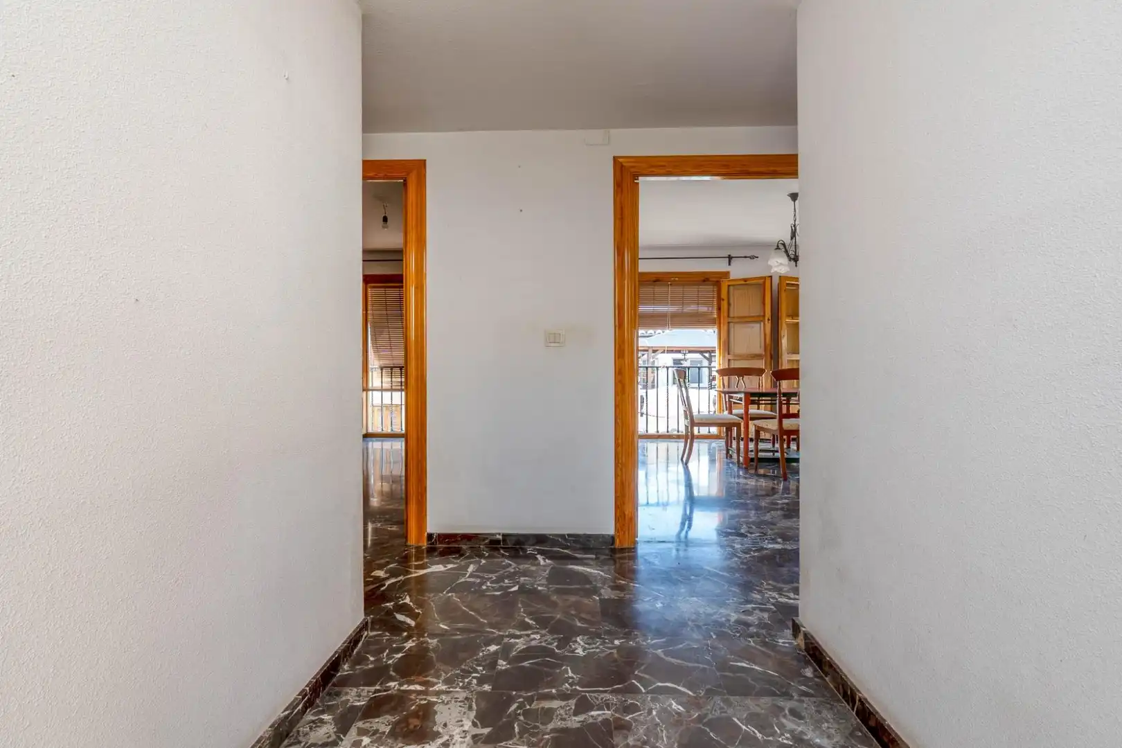 Flat for sale in Granada  with Air Conditioner and Heating